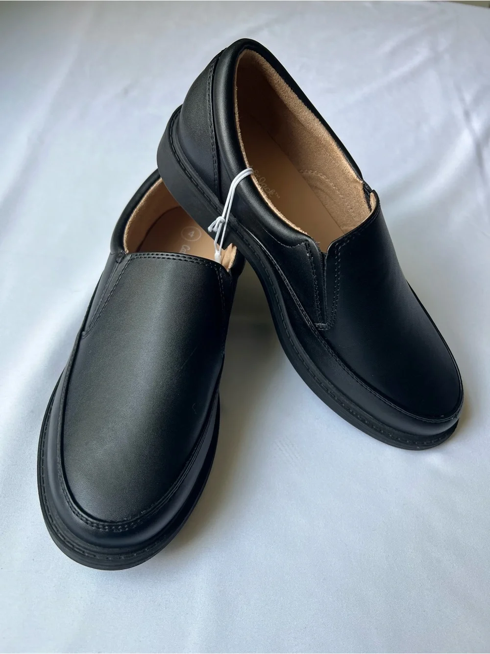 Cat & Jack Kid’s Landyn Slip-On Dress Shoes Black Size 4